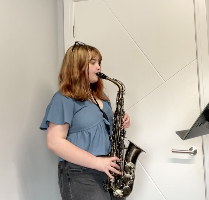 Saxophone lessons at Lion Academy